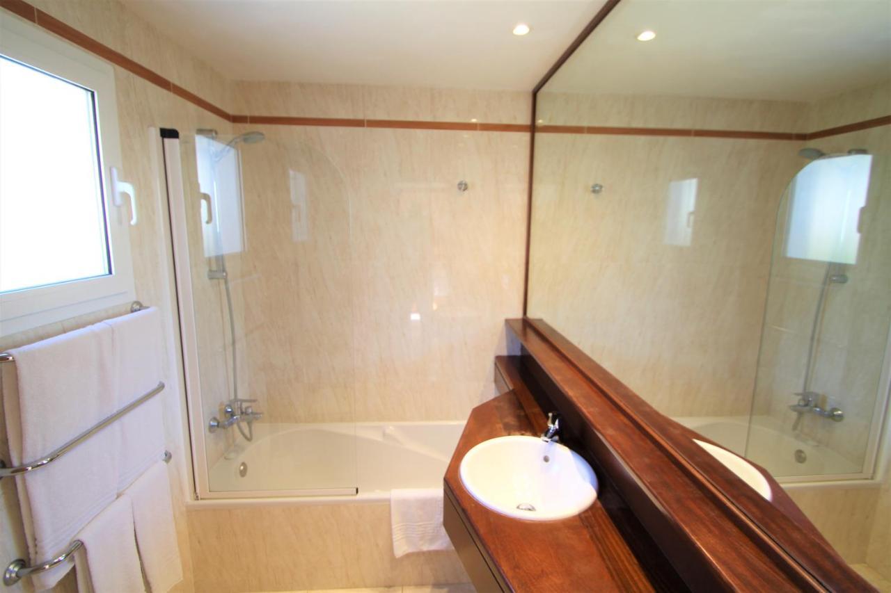 Apartaments Talayot Cala'N Blanes  Esterno foto