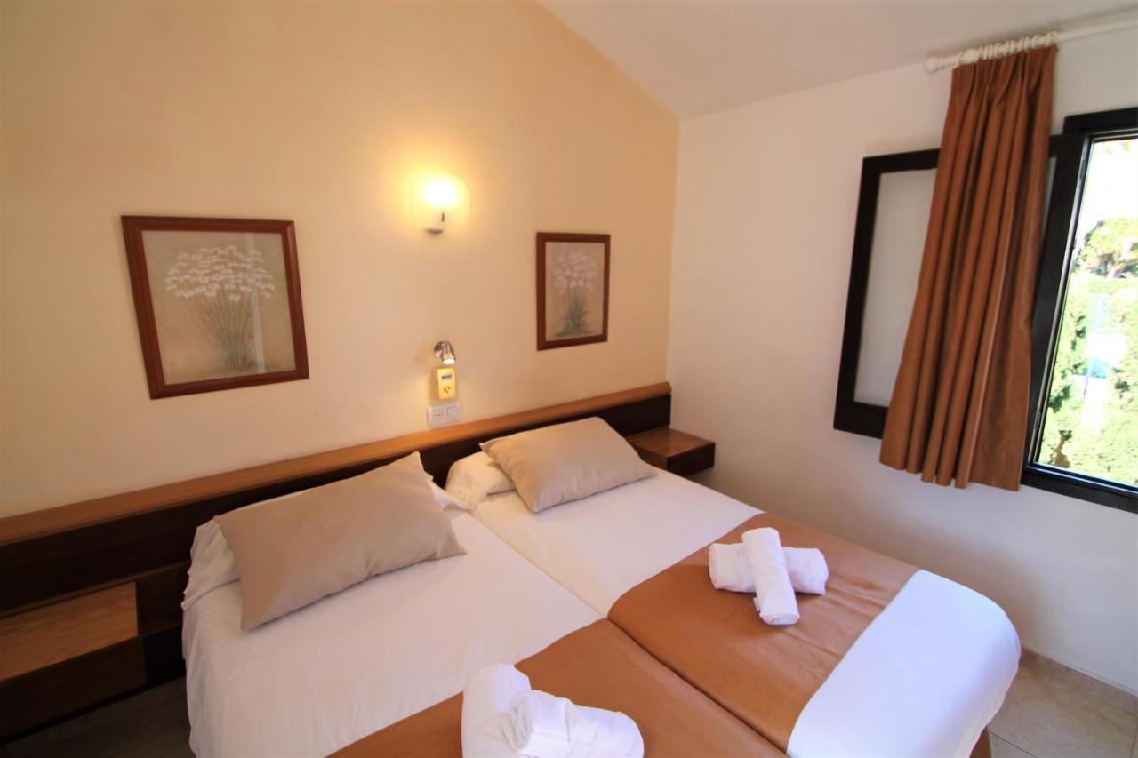 Apartaments Talayot Cala'N Blanes  Esterno foto